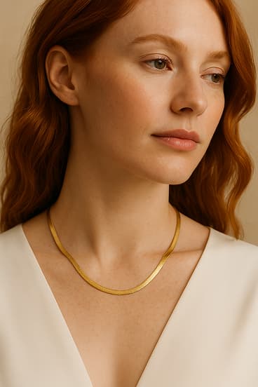 Diamond pendant on model